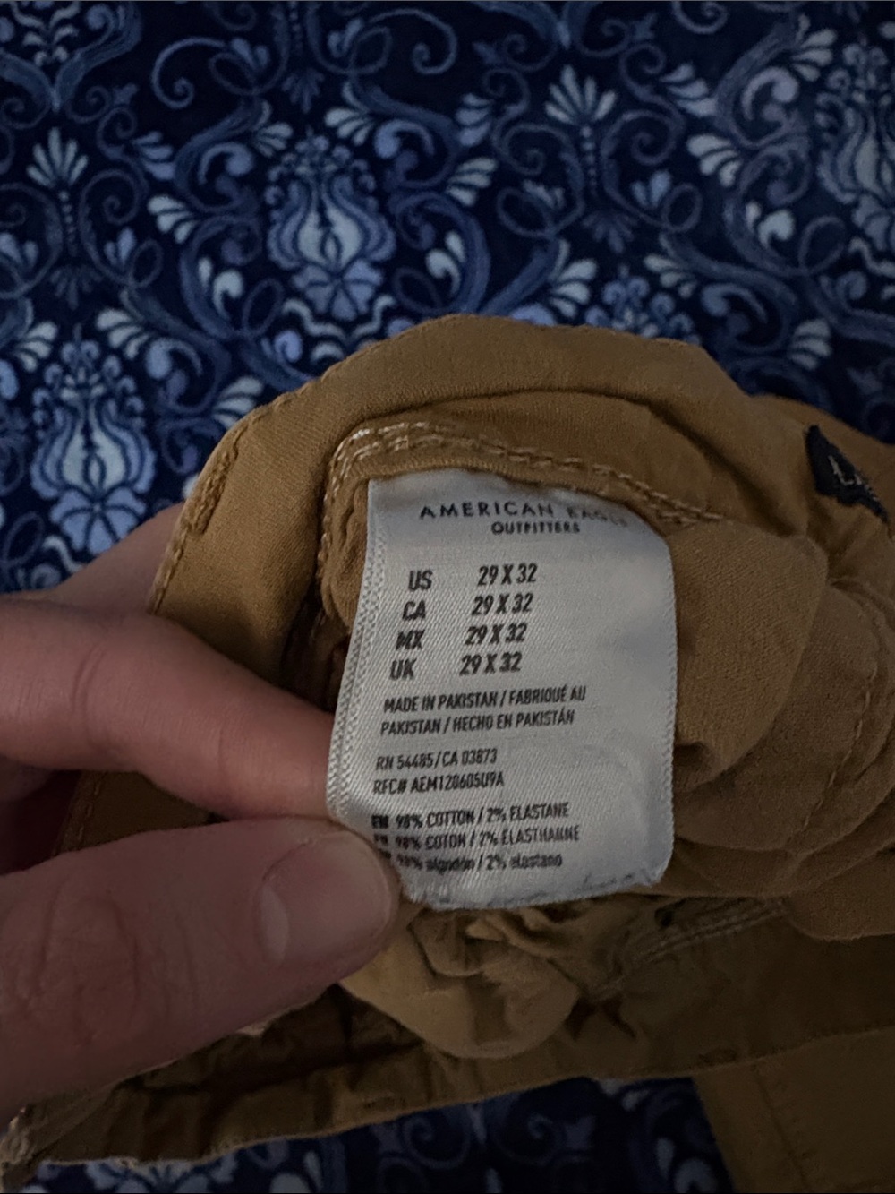 Men's Classic Chino Pants in Khaki Small Call out - Picture 8 of 12